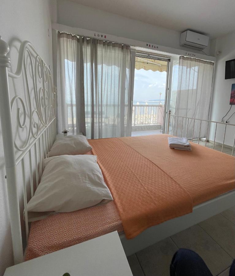 Breeze Apartments Peraía Extérieur photo